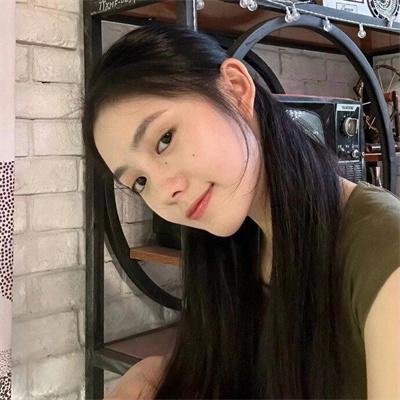 劳拉·马尔斯的眼睛